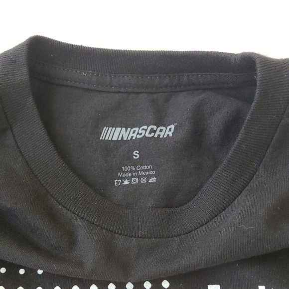 NASCAR Martin Truex Jr. #78 T-shirt Size S - Picture 3 of 6